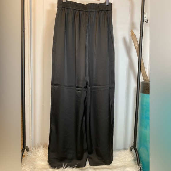 NWT Rachel Zoe Satin Wide Leg Pull On Pants Elastic Waist Black Trousers Flowy - Picture 4 of 10